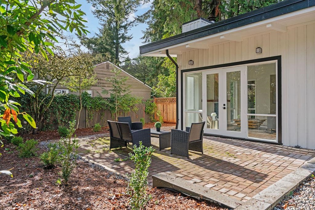 Listing image of 4692 GLENWOOD AVENUE