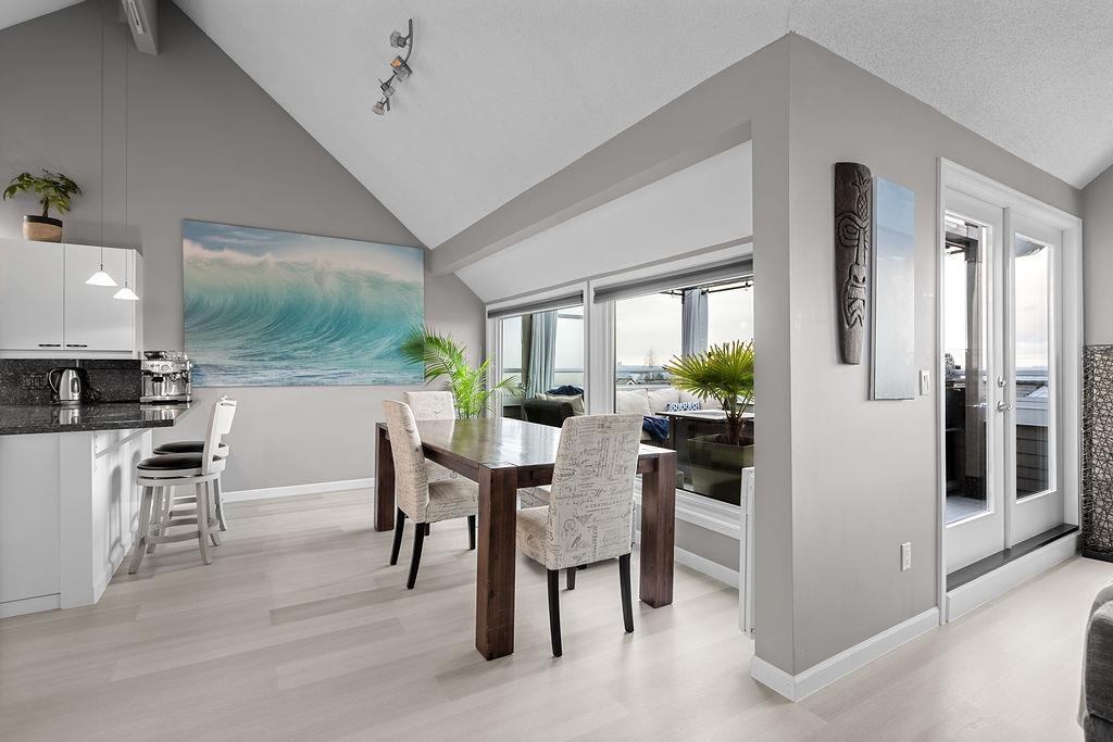 Listing image of 202 223 E KEITH ROAD
