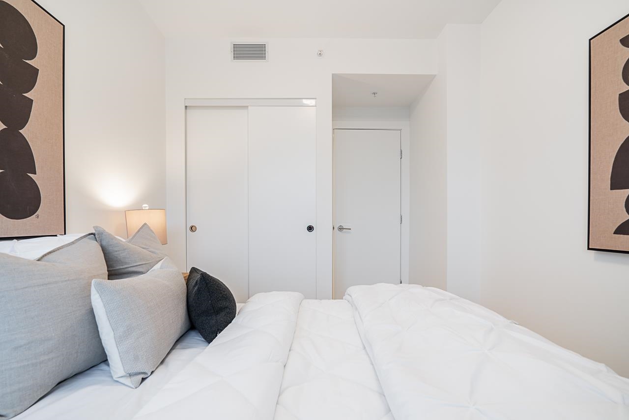 Listing image of 803 2375 EMERY COURT