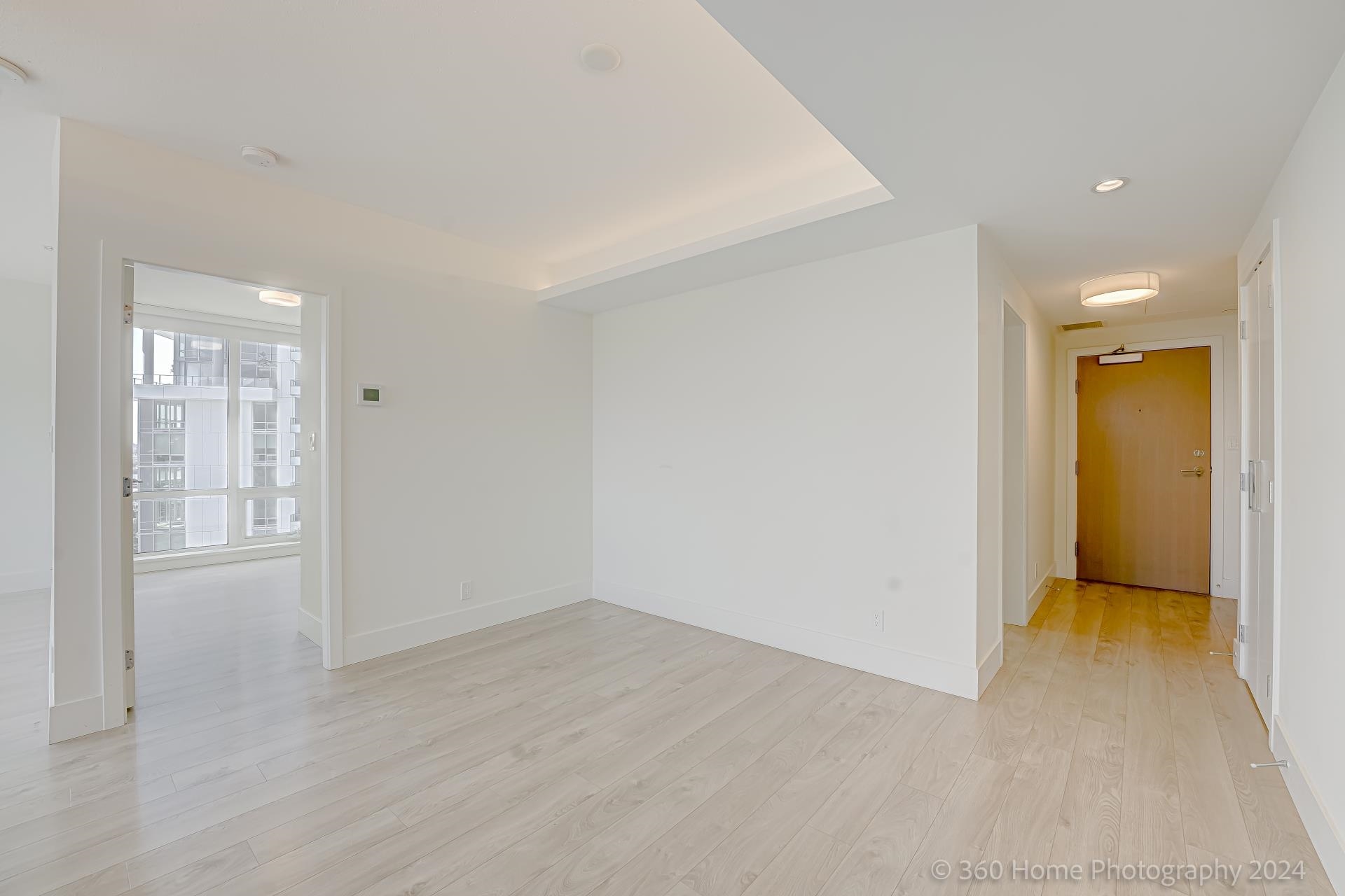 Listing image of 2303 680 SEYLYNN CRESCENT