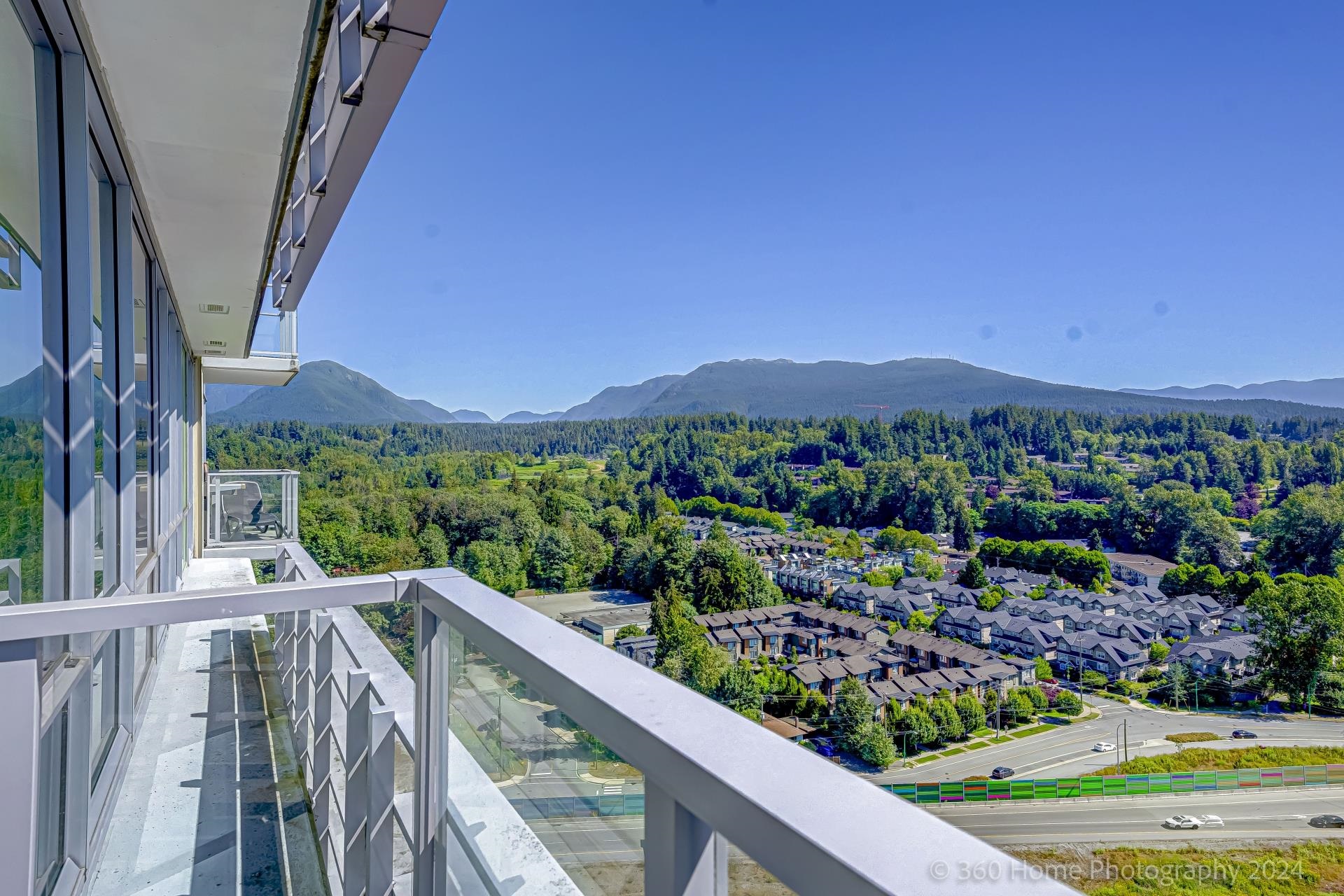 Listing image of 2303 680 SEYLYNN CRESCENT