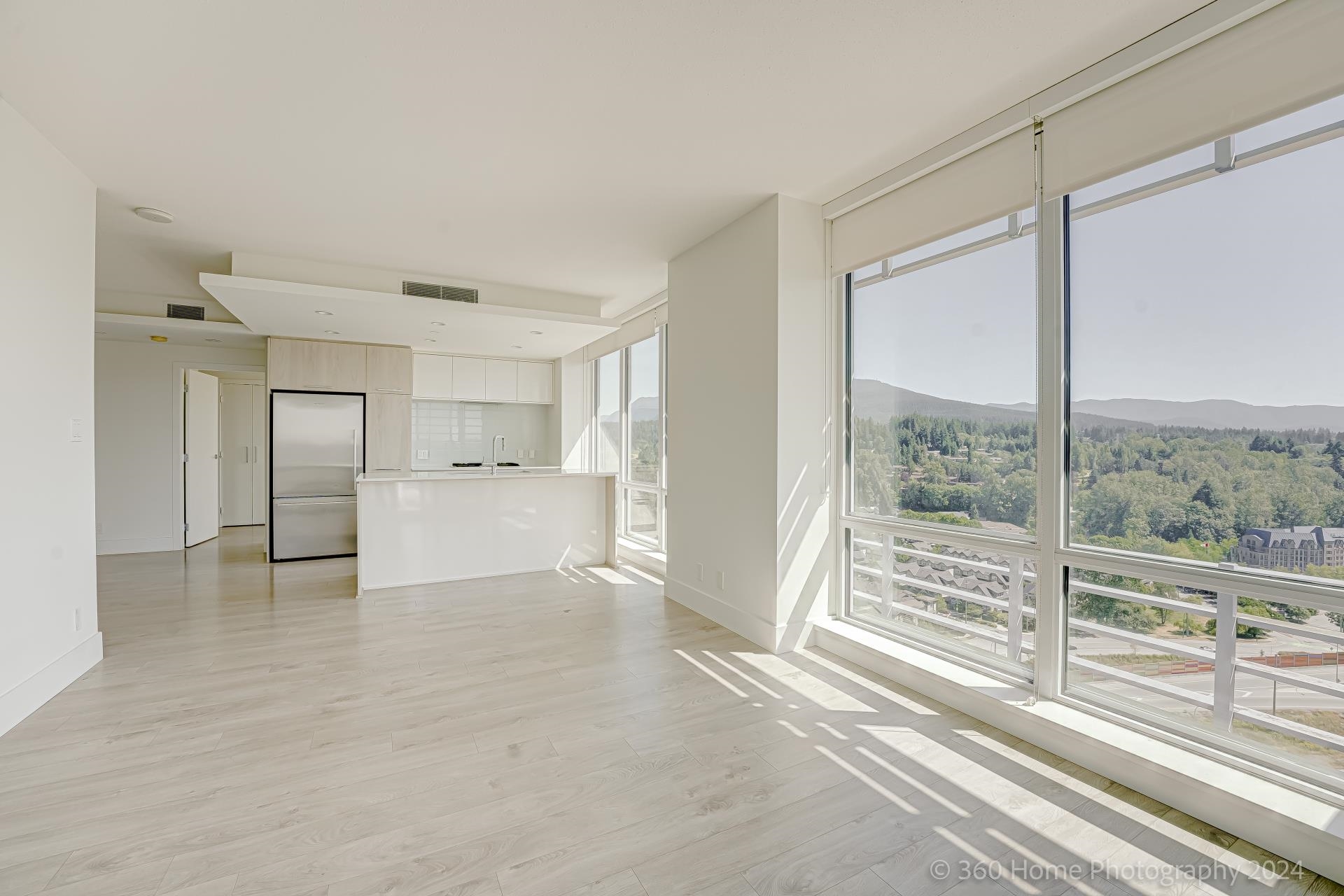 Listing image of 2303 680 SEYLYNN CRESCENT