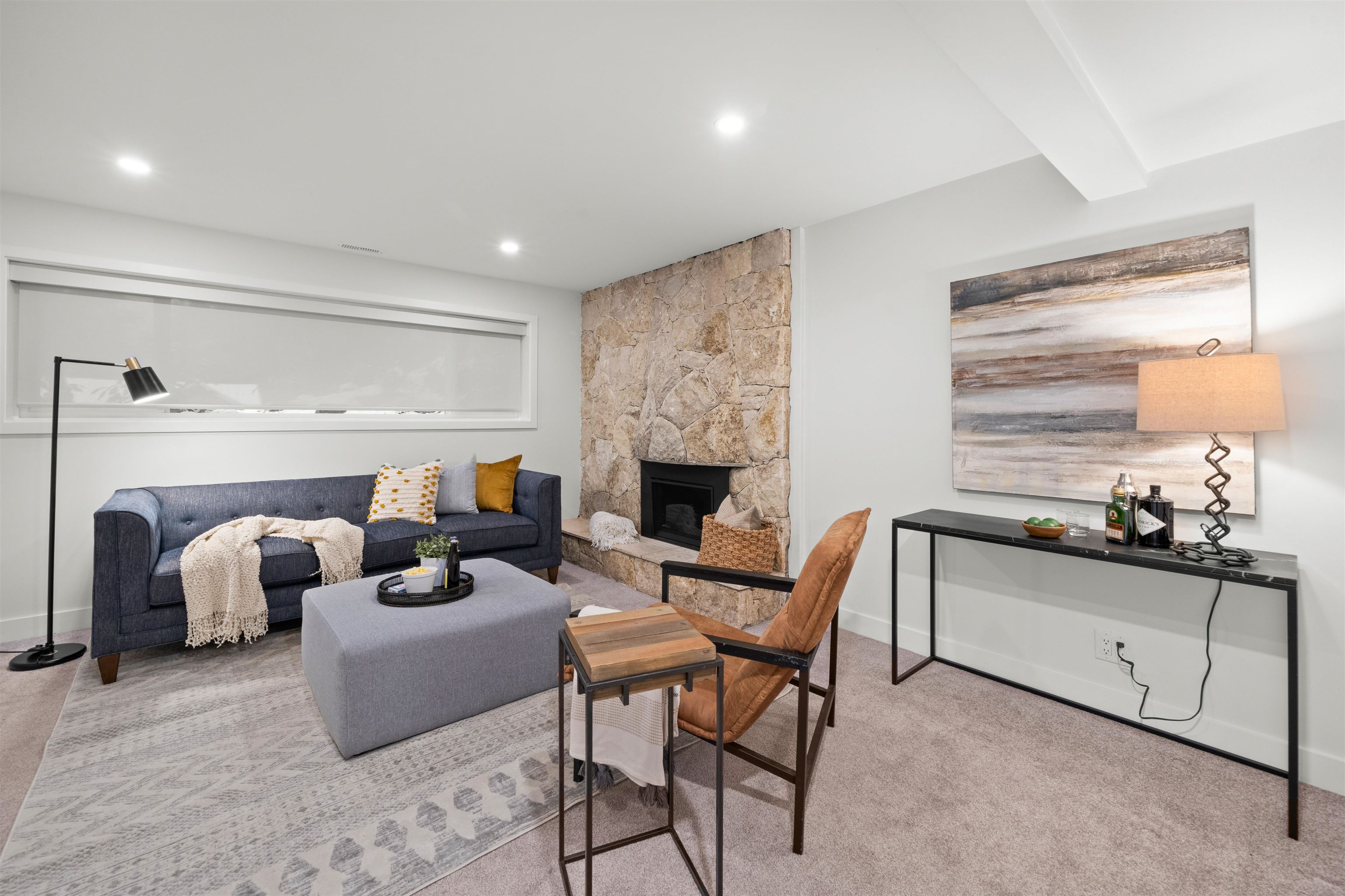 Listing image of 4593 CLIFFMONT ROAD