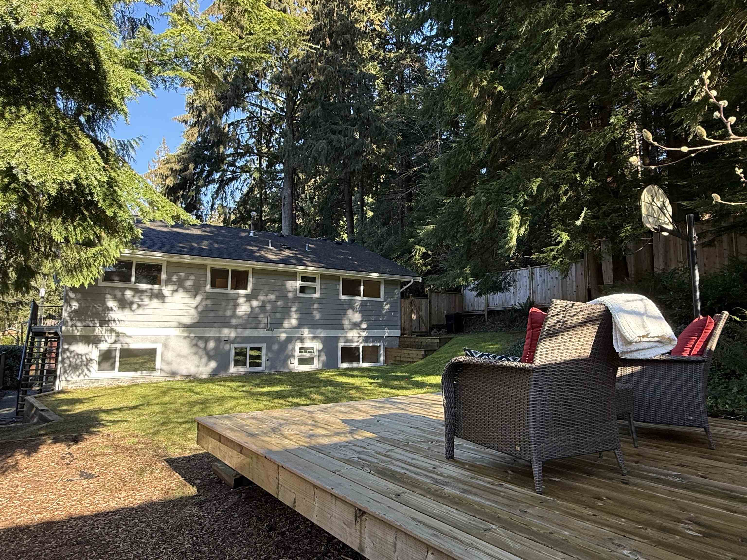 Listing image of 4593 CLIFFMONT ROAD