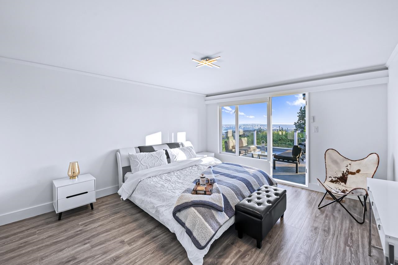 Listing image of 1119 EYREMOUNT DRIVE