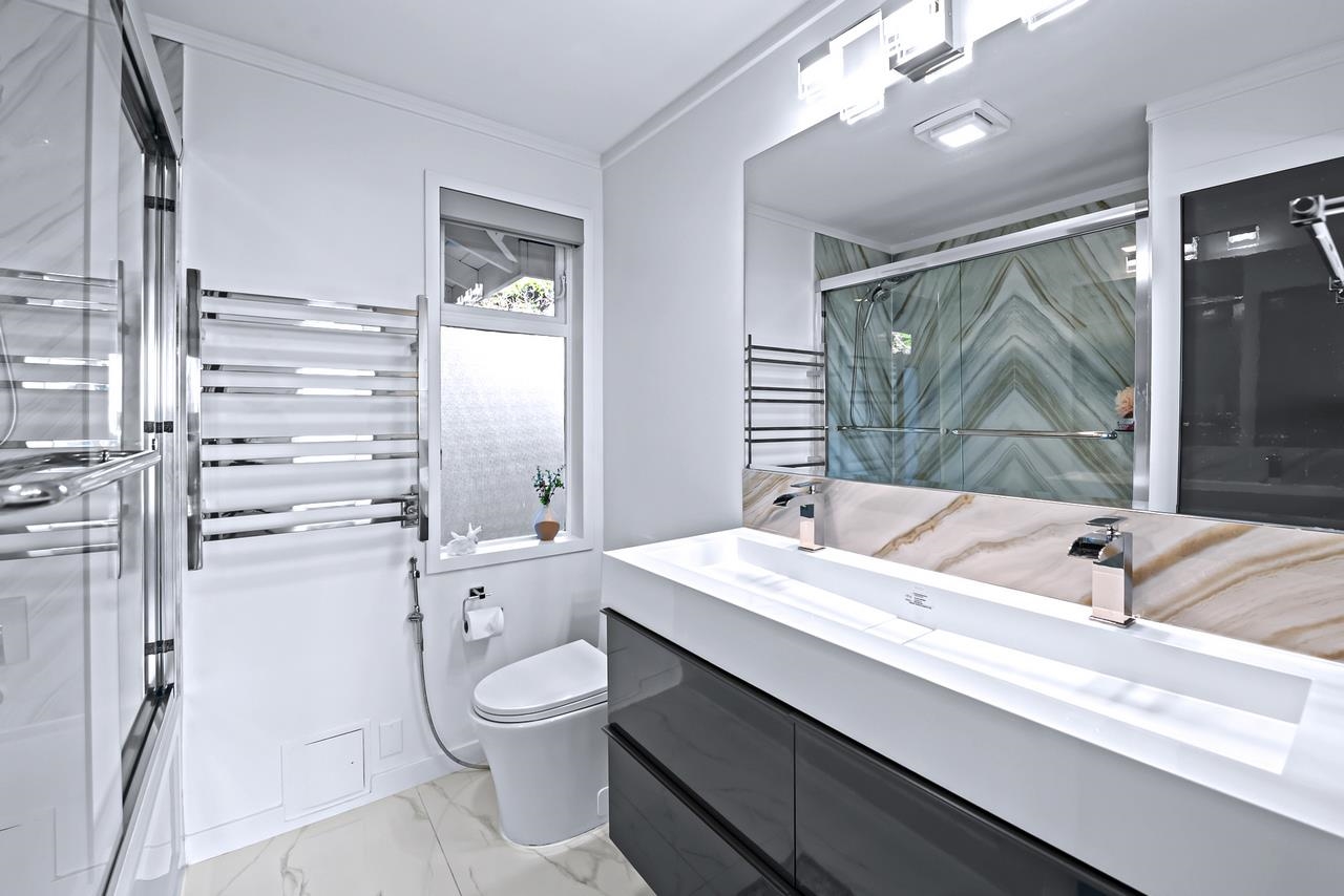 Listing image of 1119 EYREMOUNT DRIVE