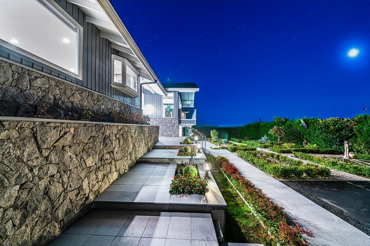 Listing image of 1119 EYREMOUNT DRIVE