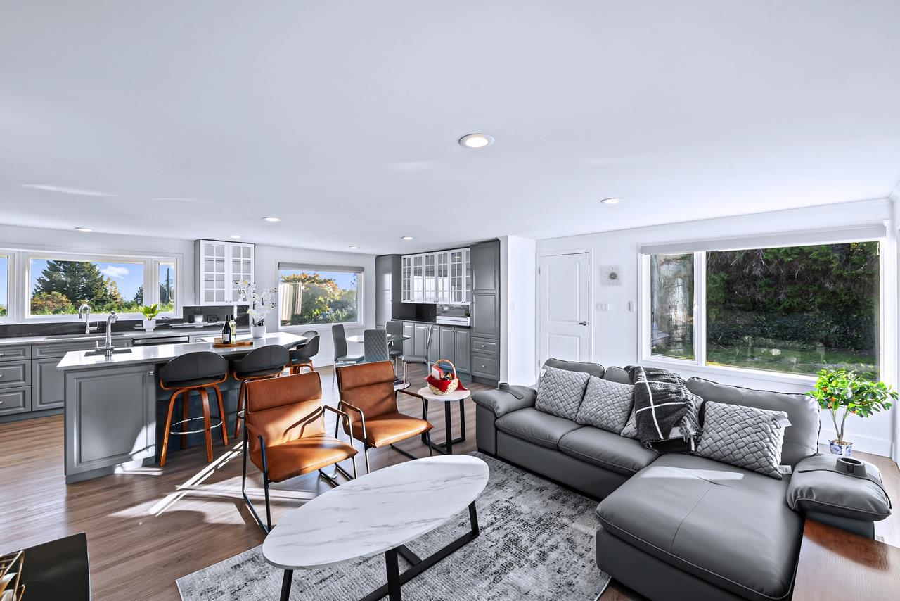 Listing image of 1119 EYREMOUNT DRIVE