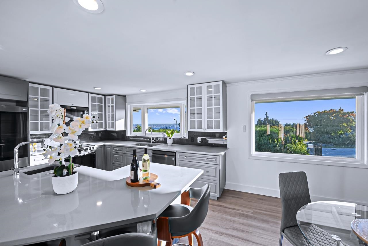 Listing image of 1119 EYREMOUNT DRIVE