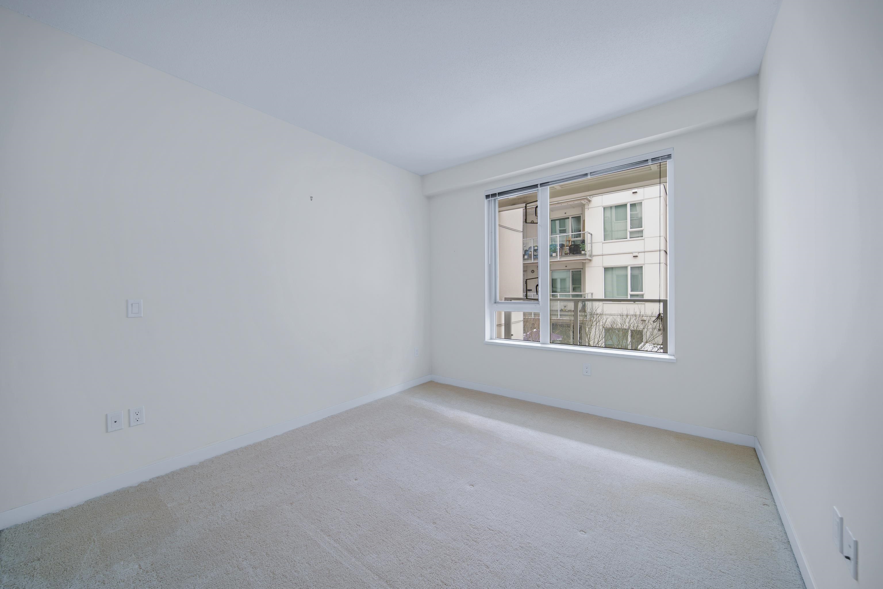 Listing image of 201 277 W 1ST STREET
