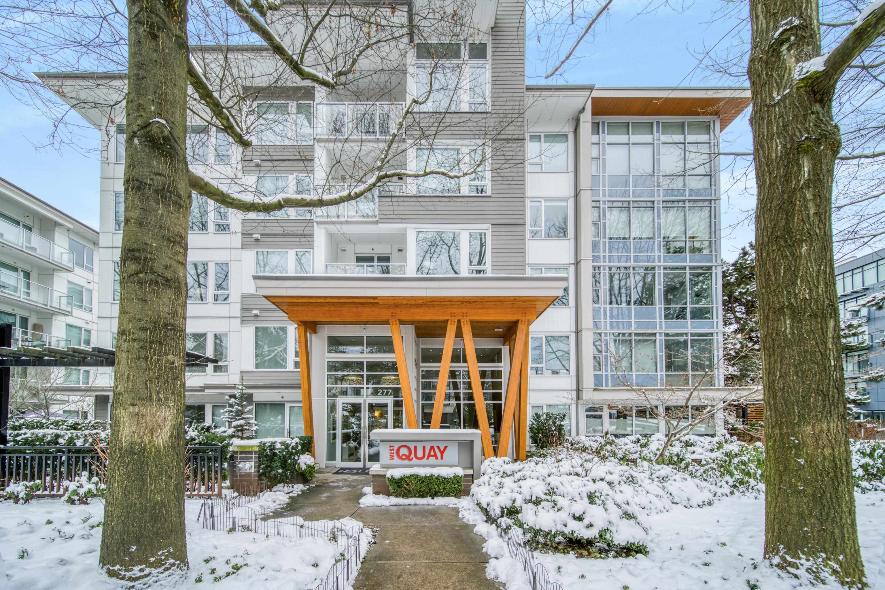 Listing image of 201 277 W 1ST STREET