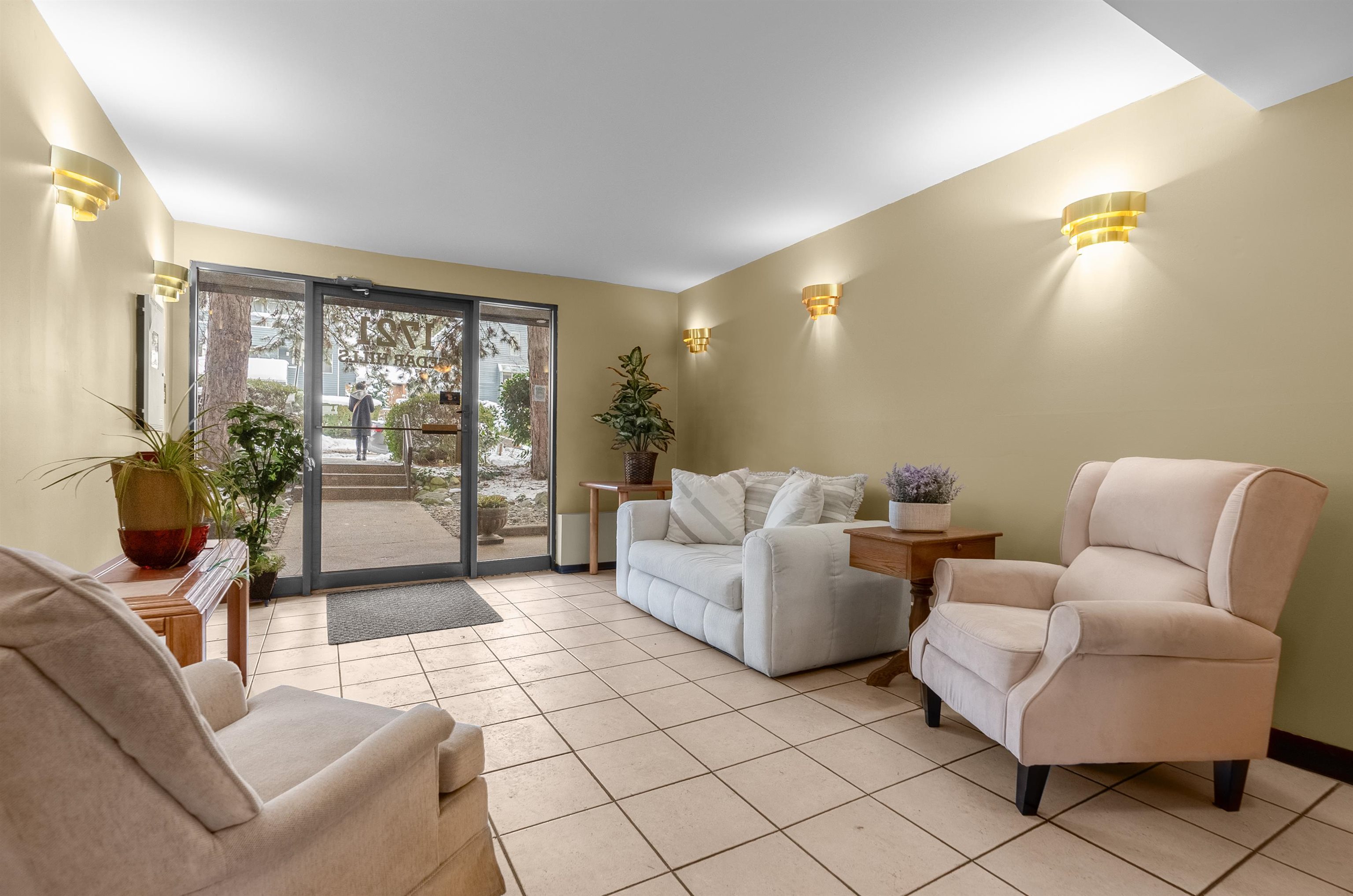 Listing image of 204 1721 ST. GEORGES AVENUE