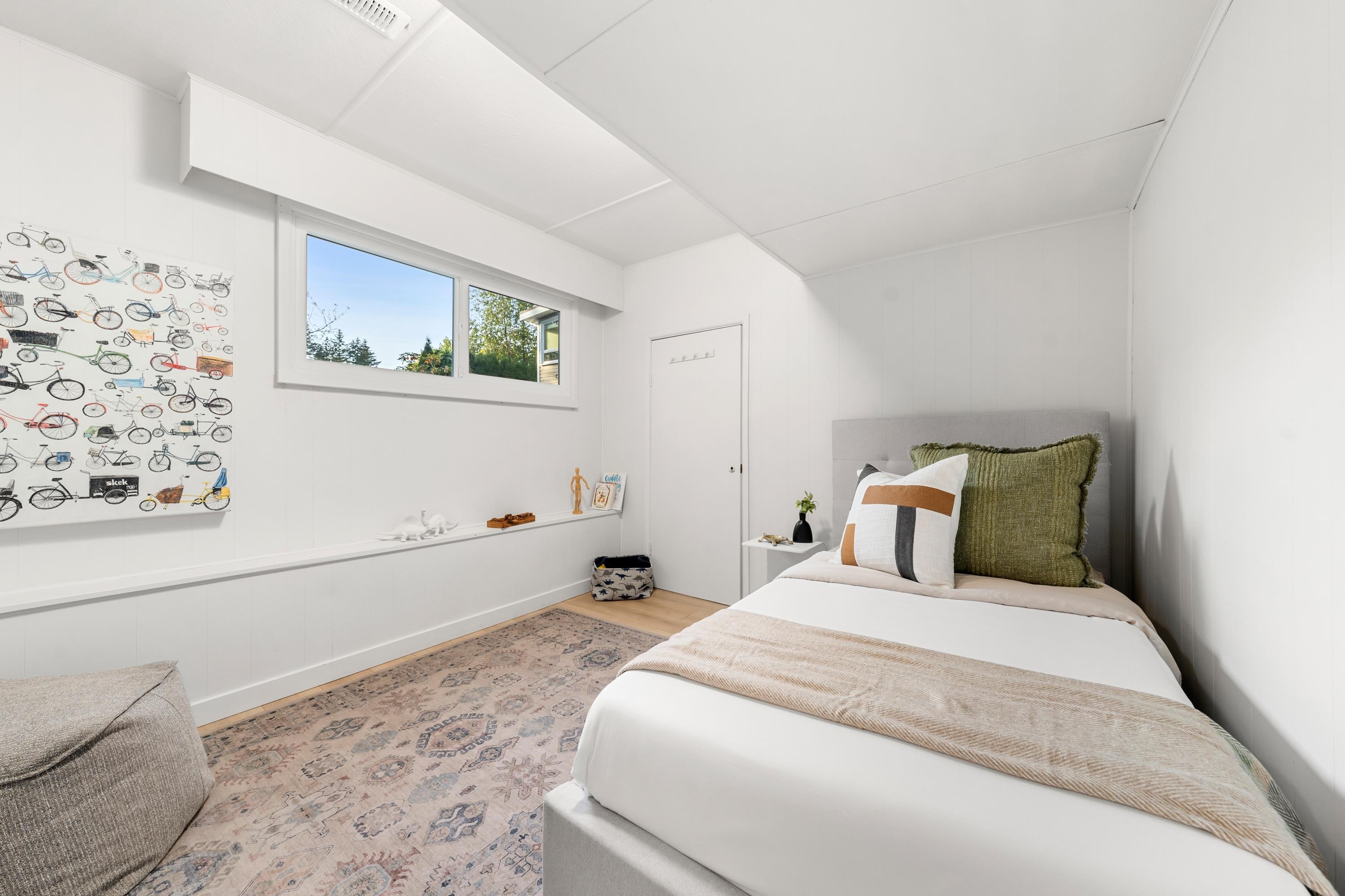 Listing image of 2397 PHILIP AVENUE