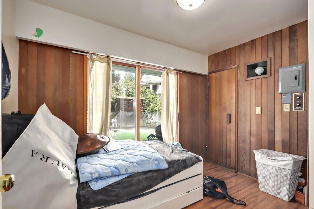 Listing image of 764 BLYTHWOOD DRIVE