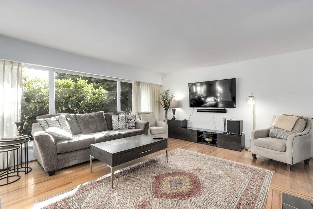 Listing image of 764 BLYTHWOOD DRIVE