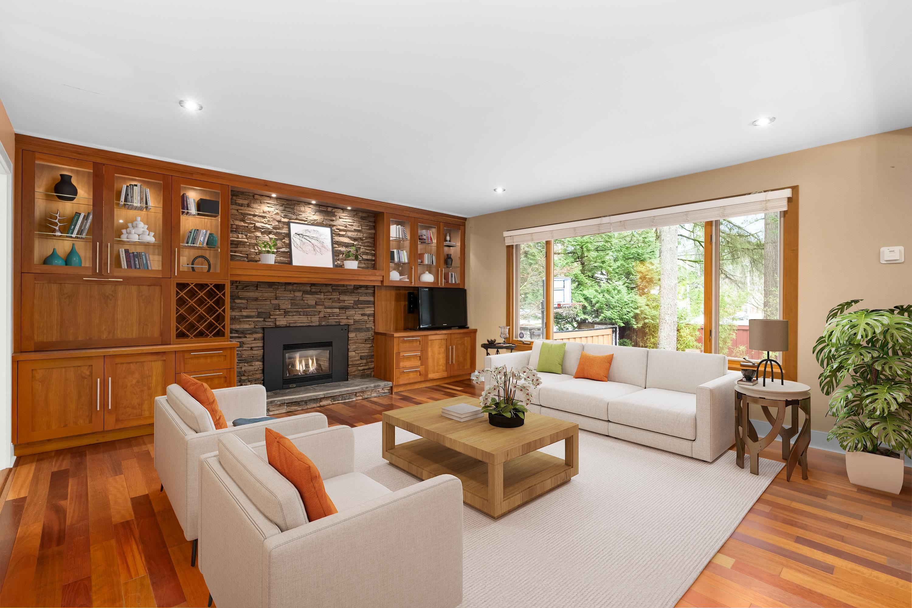 Listing image of 4793 CAPILANO ROAD