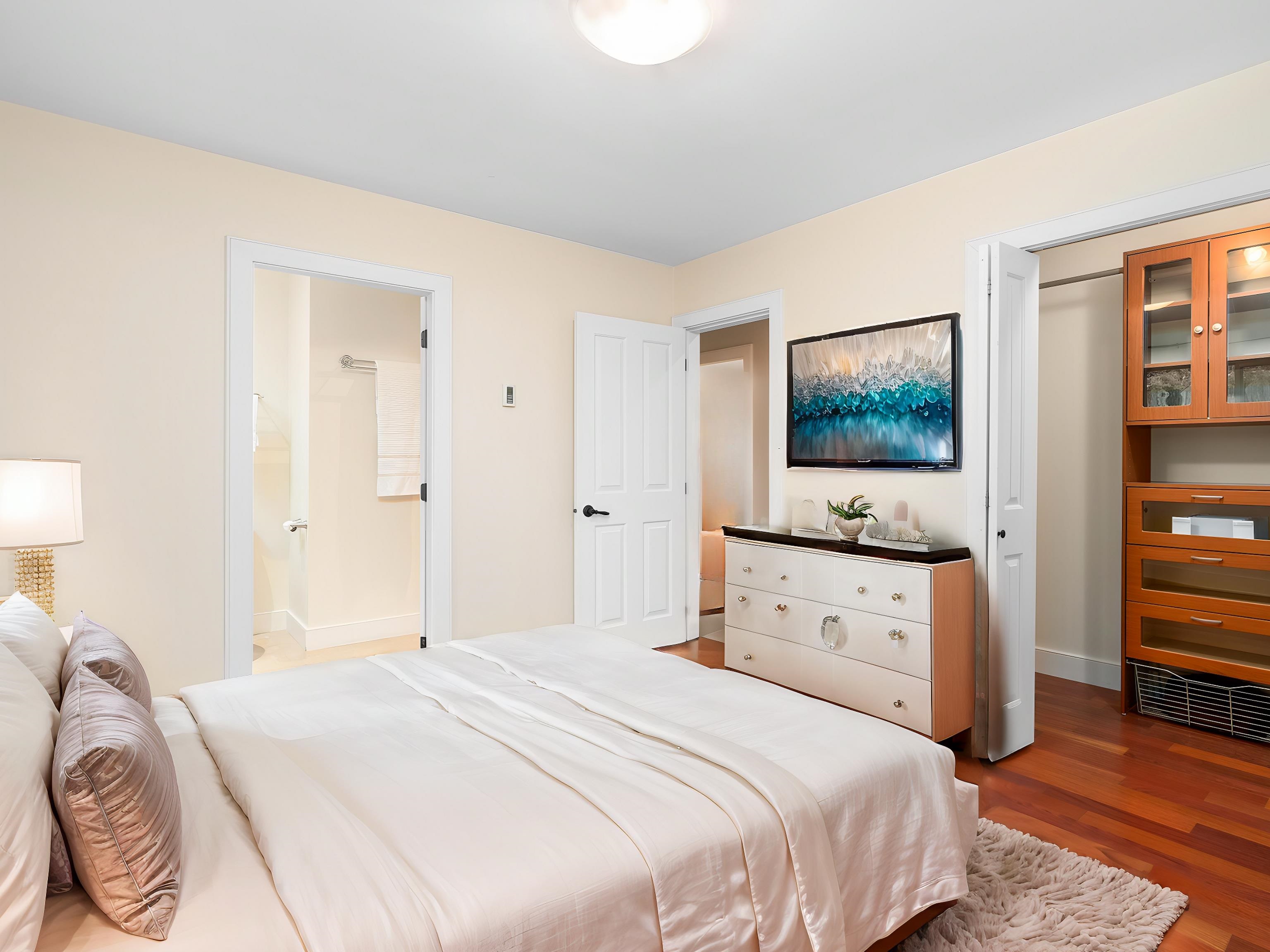 Listing image of 4793 CAPILANO ROAD
