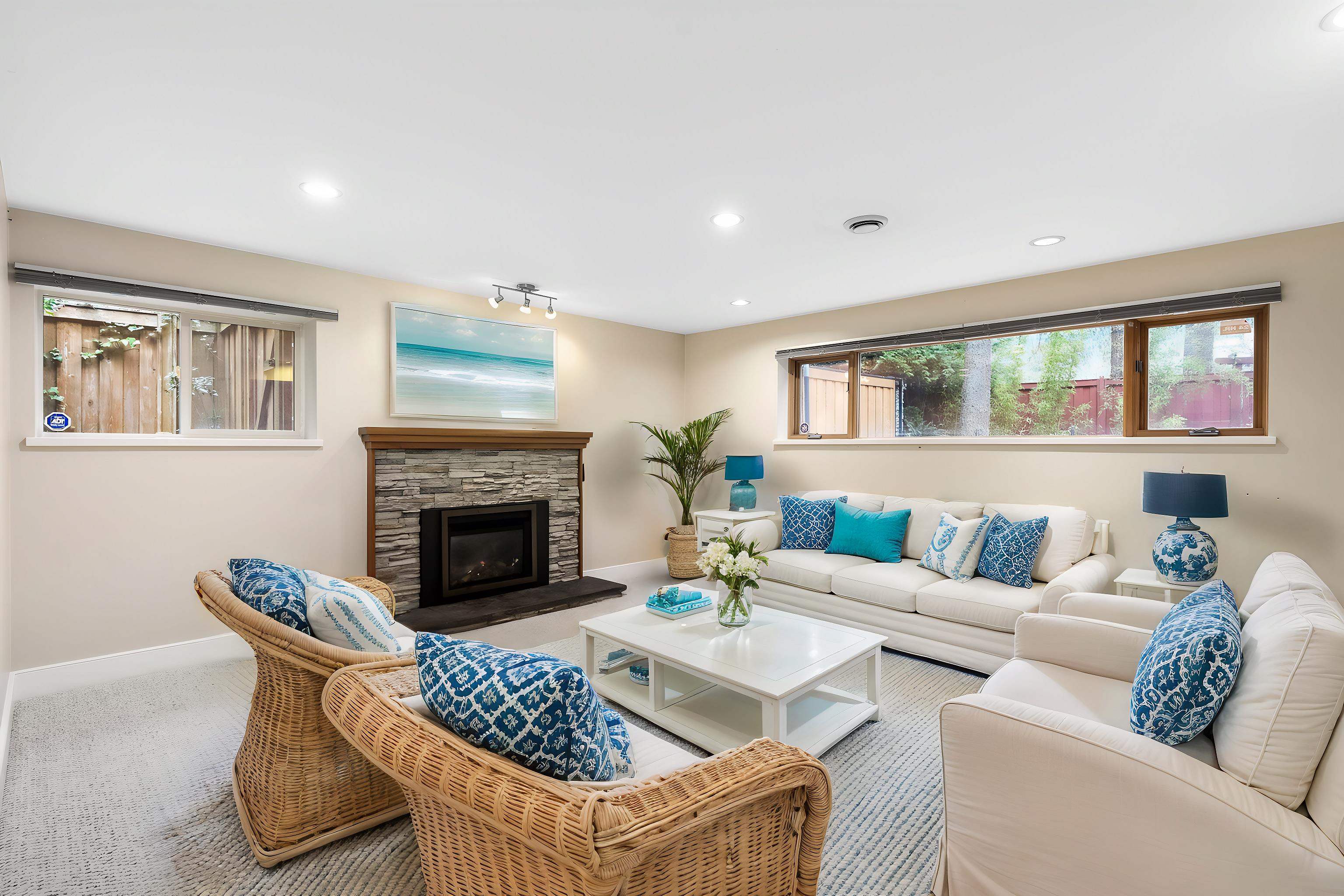 Listing image of 4793 CAPILANO ROAD