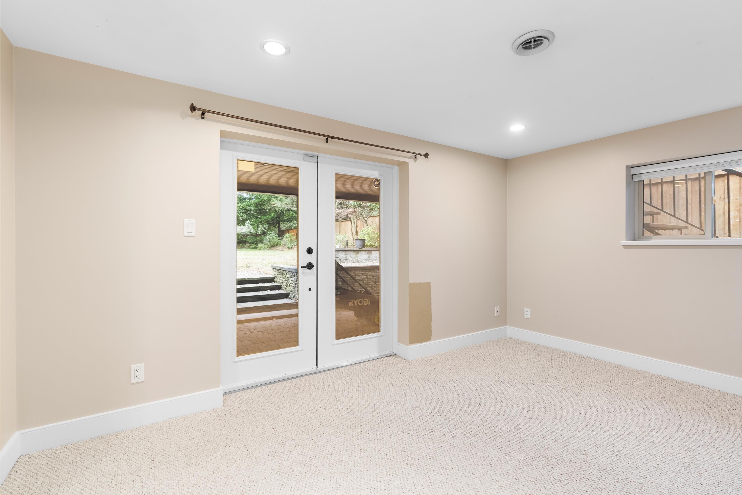 Listing image of 4793 CAPILANO ROAD