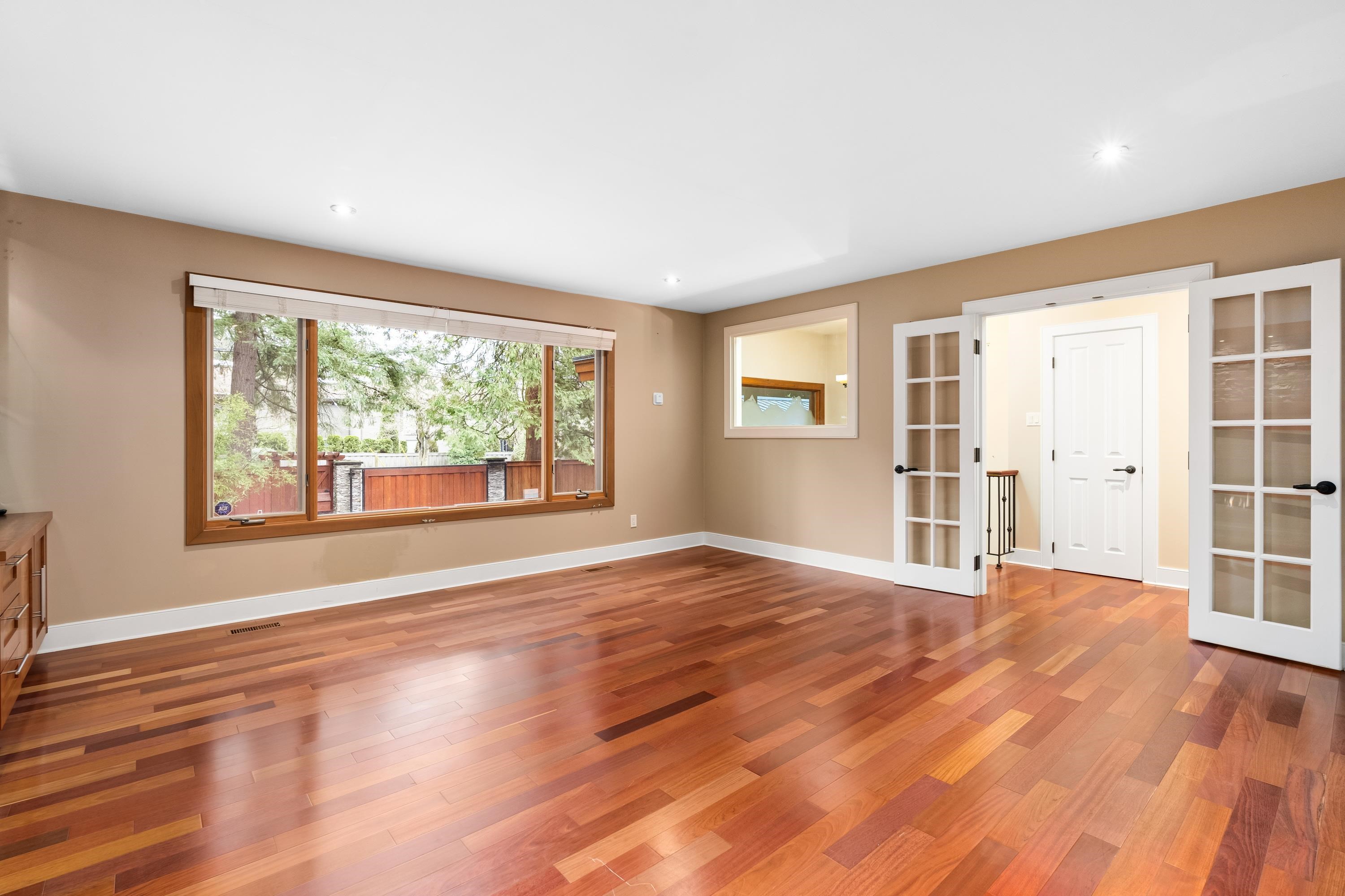 Listing image of 4793 CAPILANO ROAD