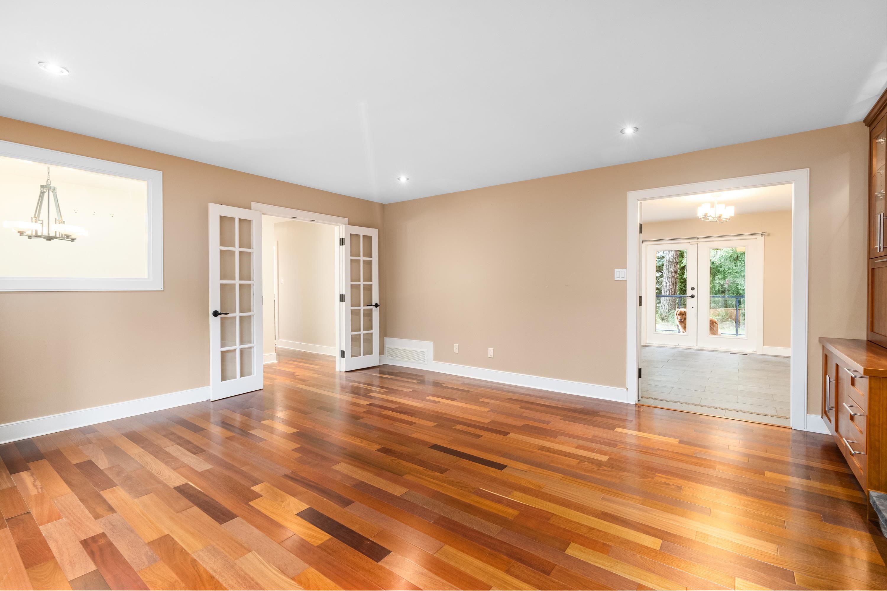 Listing image of 4793 CAPILANO ROAD