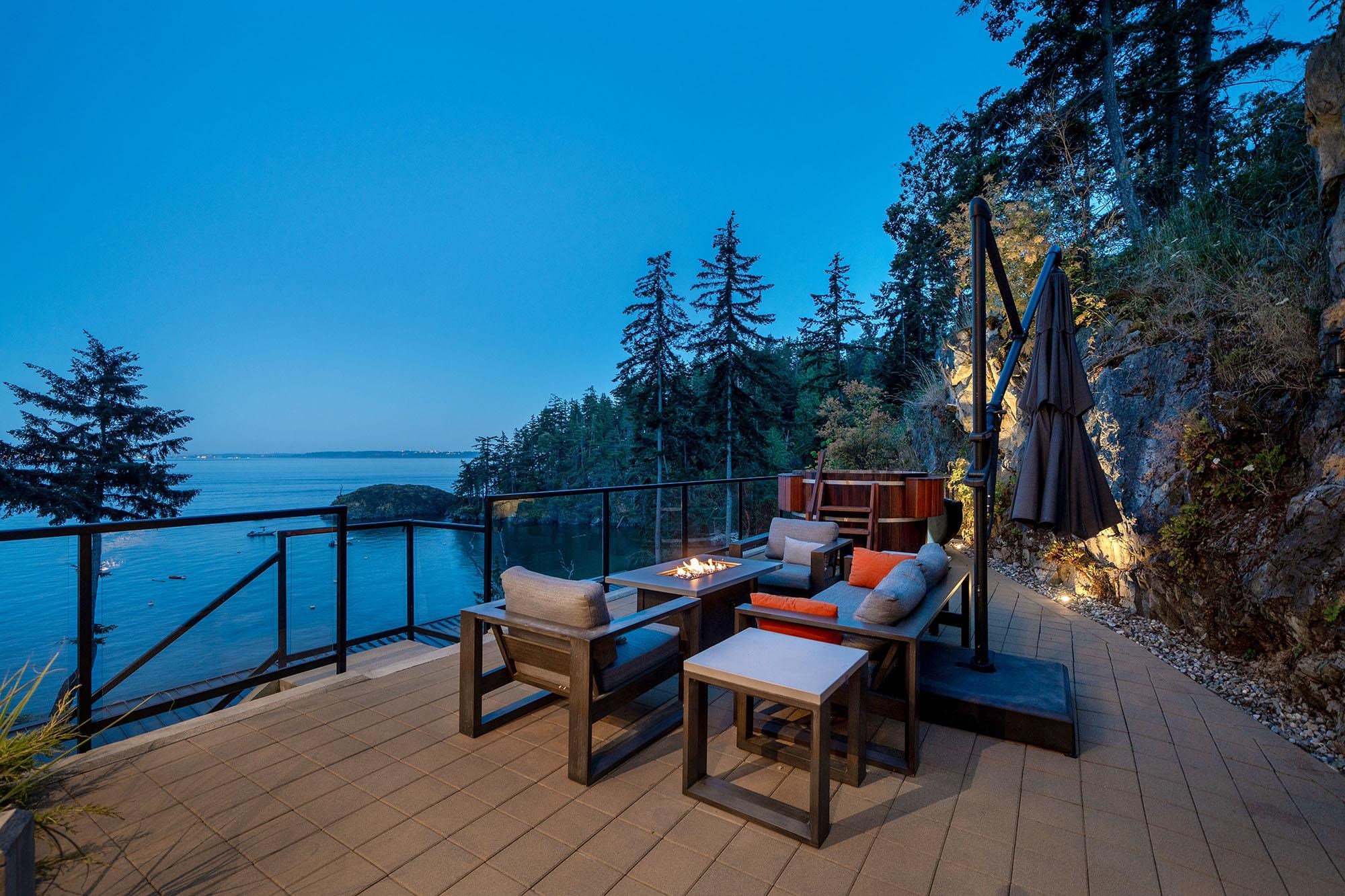 Listing image of 238 SHORE LANE