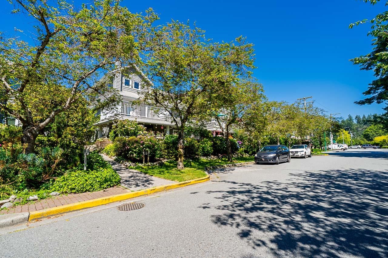 Listing image of 207 1513 BOWSER AVENUE