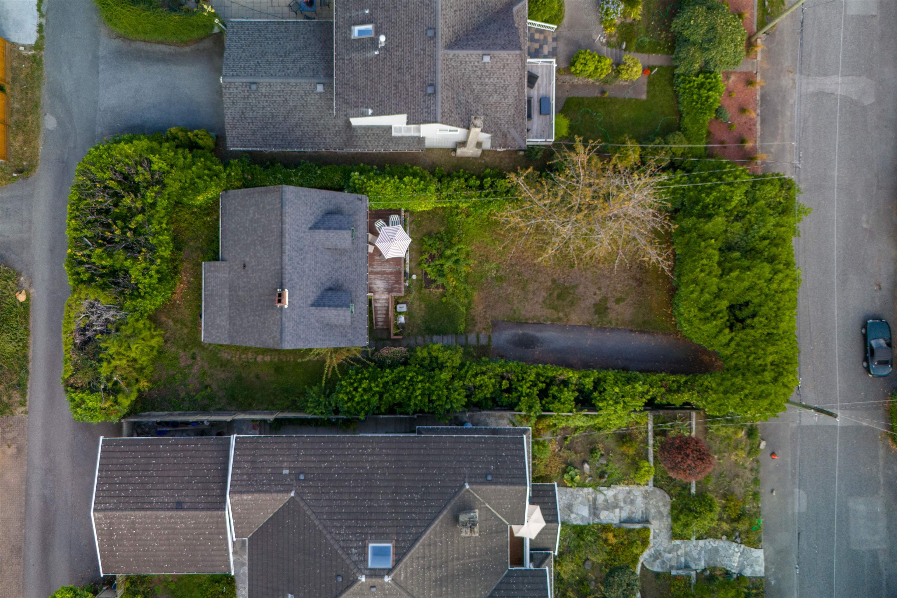 Listing image of 1427 LAWSON AVENUE