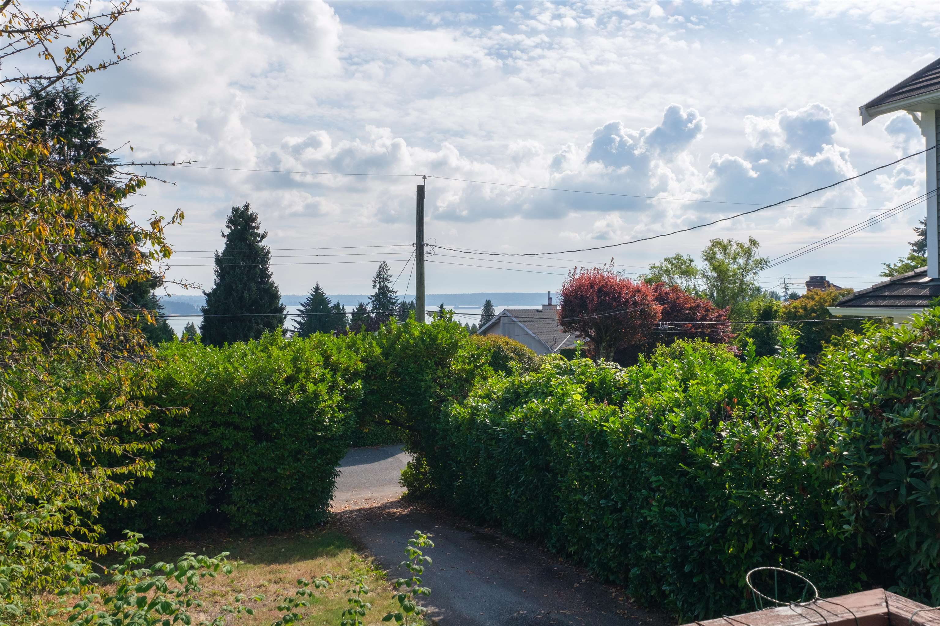 Listing image of 1427 LAWSON AVENUE