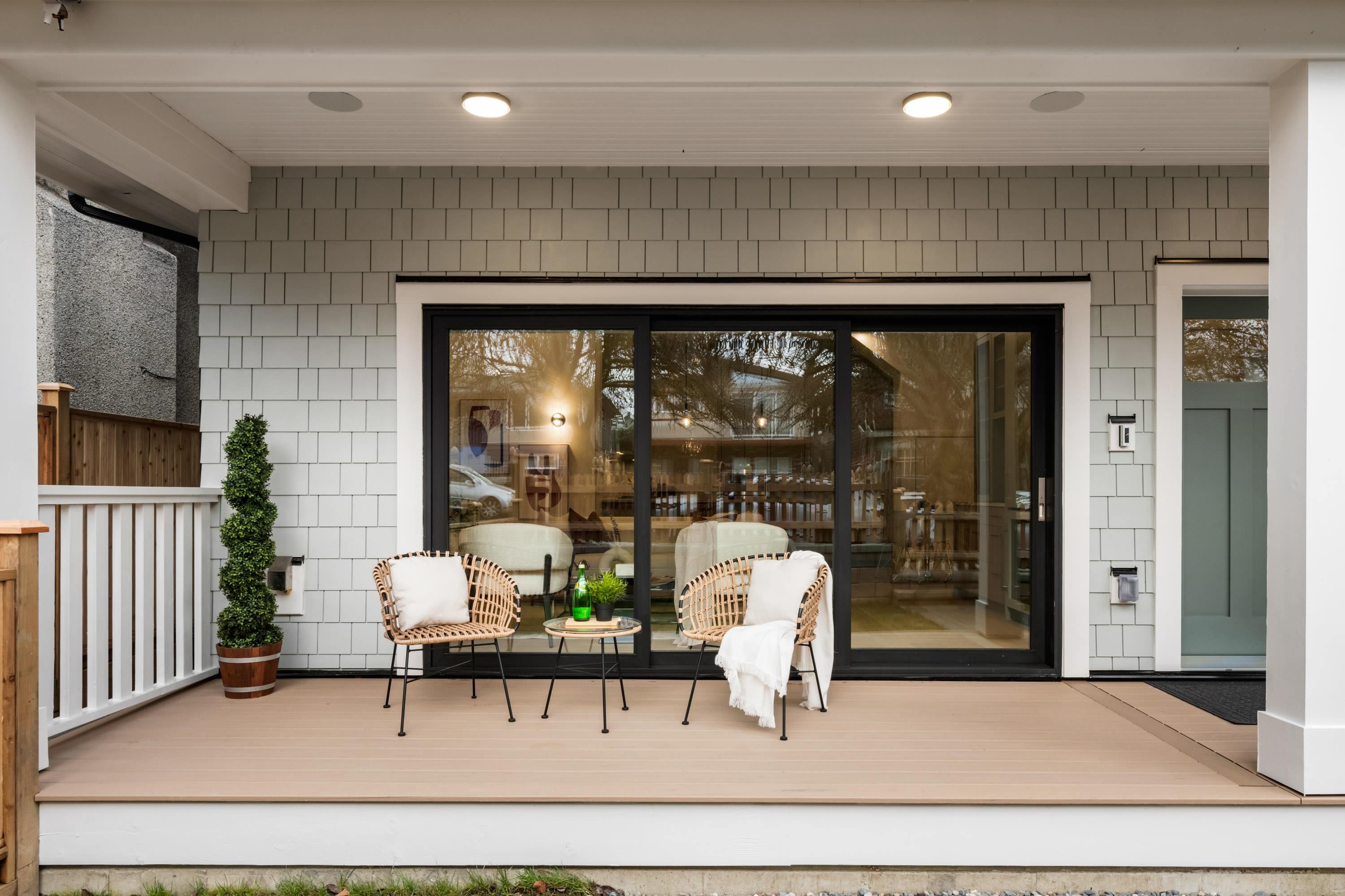 Listing image of 1317 E 18TH AVENUE