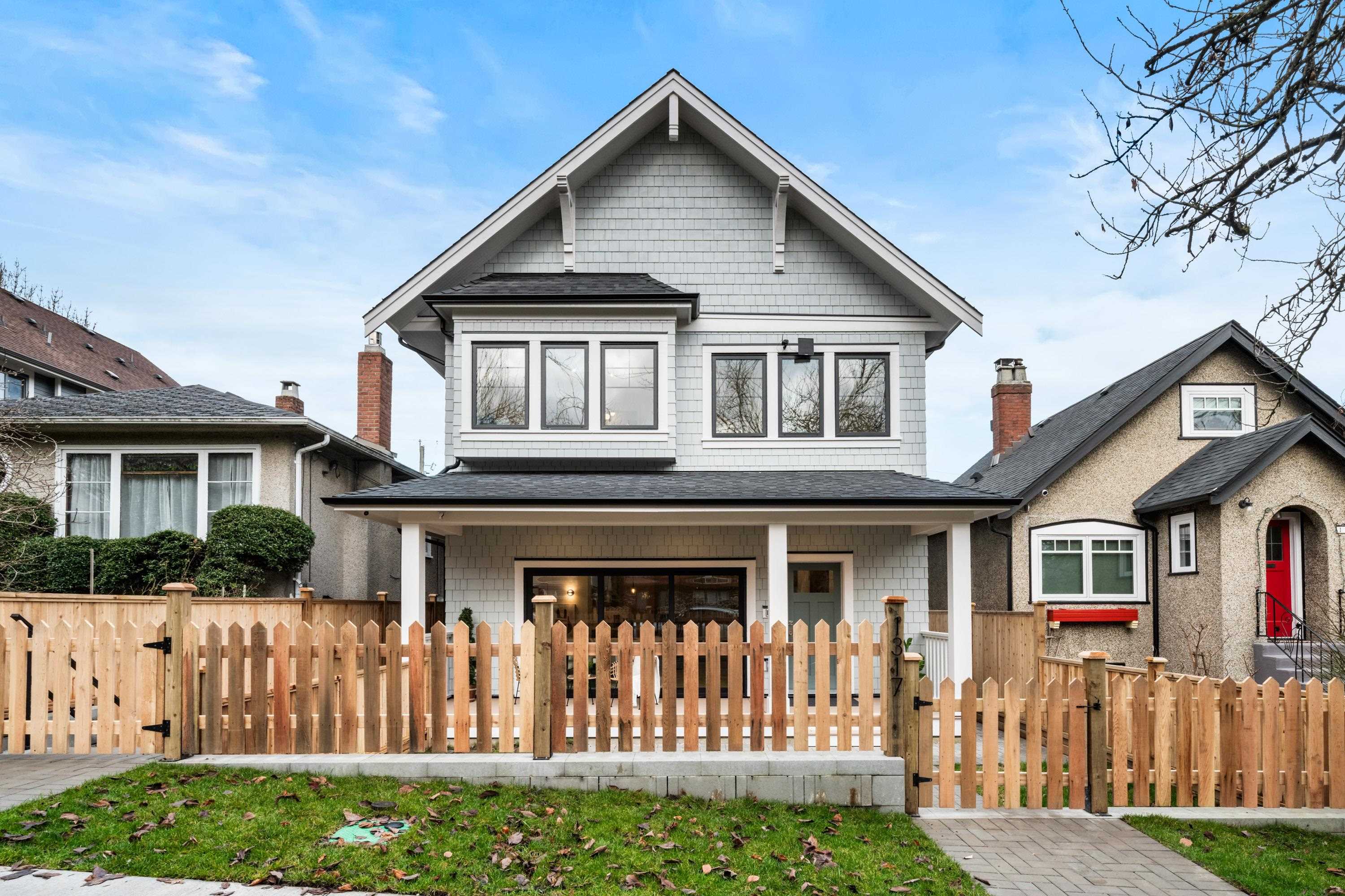 Listing image of 1317 E 18TH AVENUE