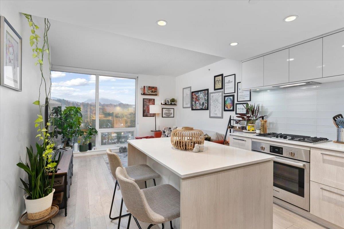1109 680 SEYLYNN CRESCENT