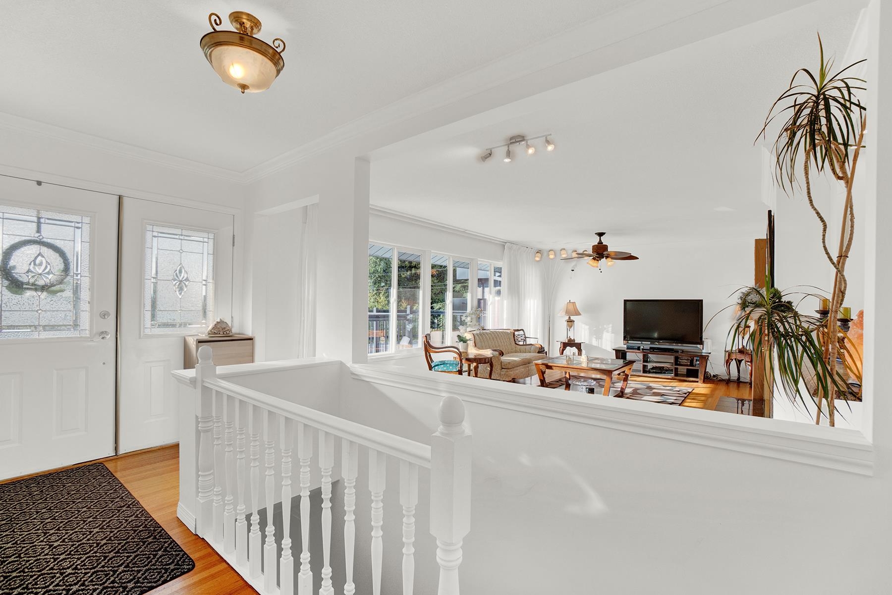 Listing image of 638 ELSTREE PLACE