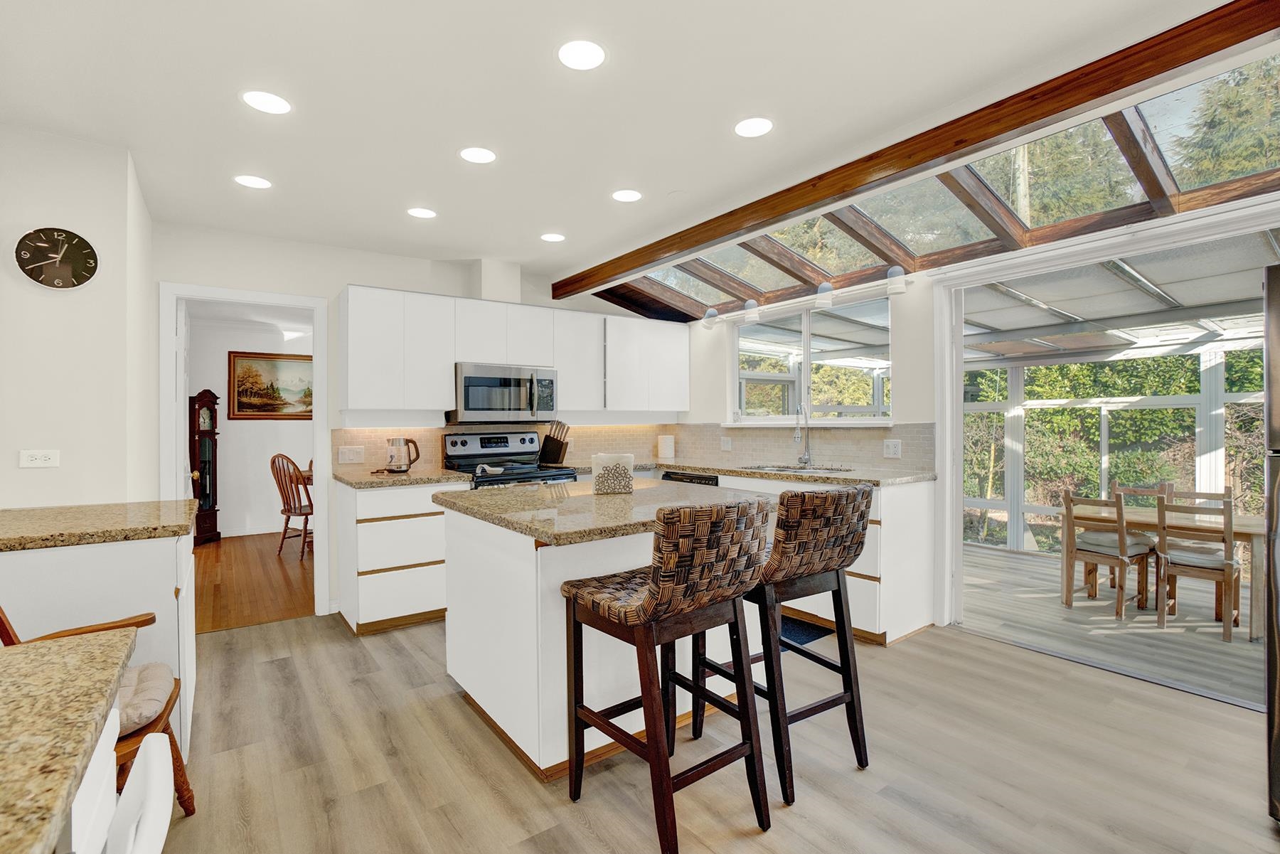 Listing image of 638 ELSTREE PLACE