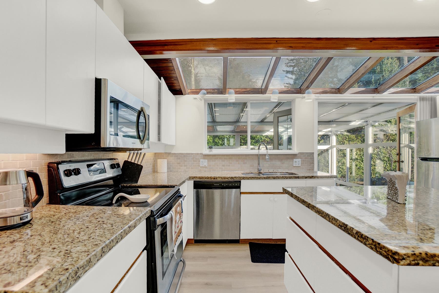Listing image of 638 ELSTREE PLACE