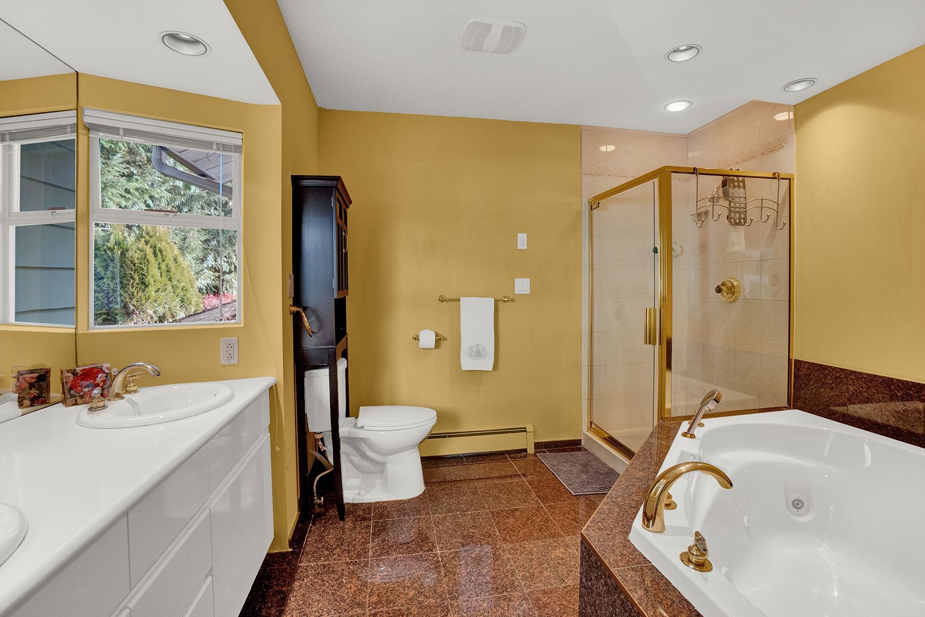 Listing image of 638 ELSTREE PLACE
