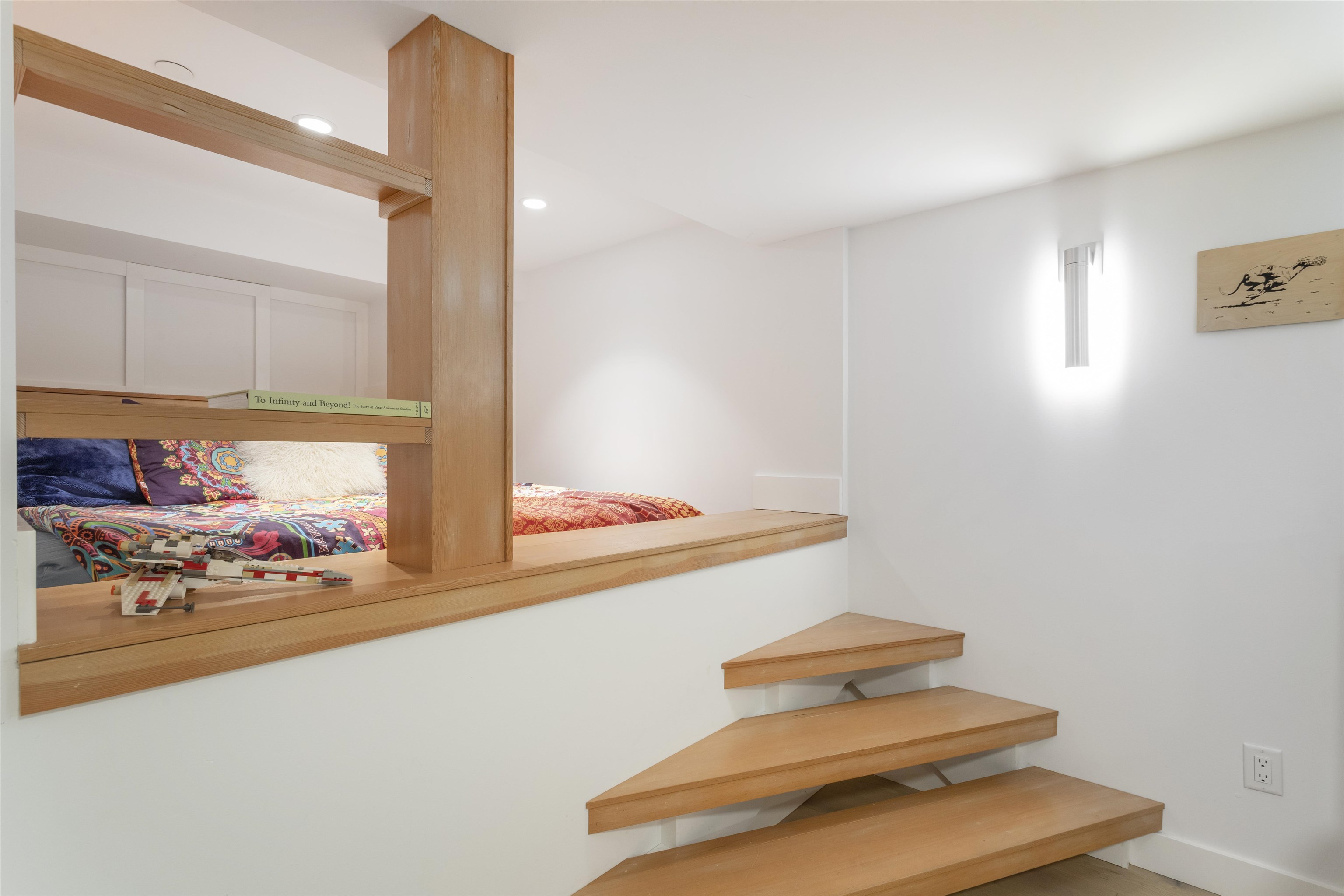 Listing image of 5410 KEITH ROAD