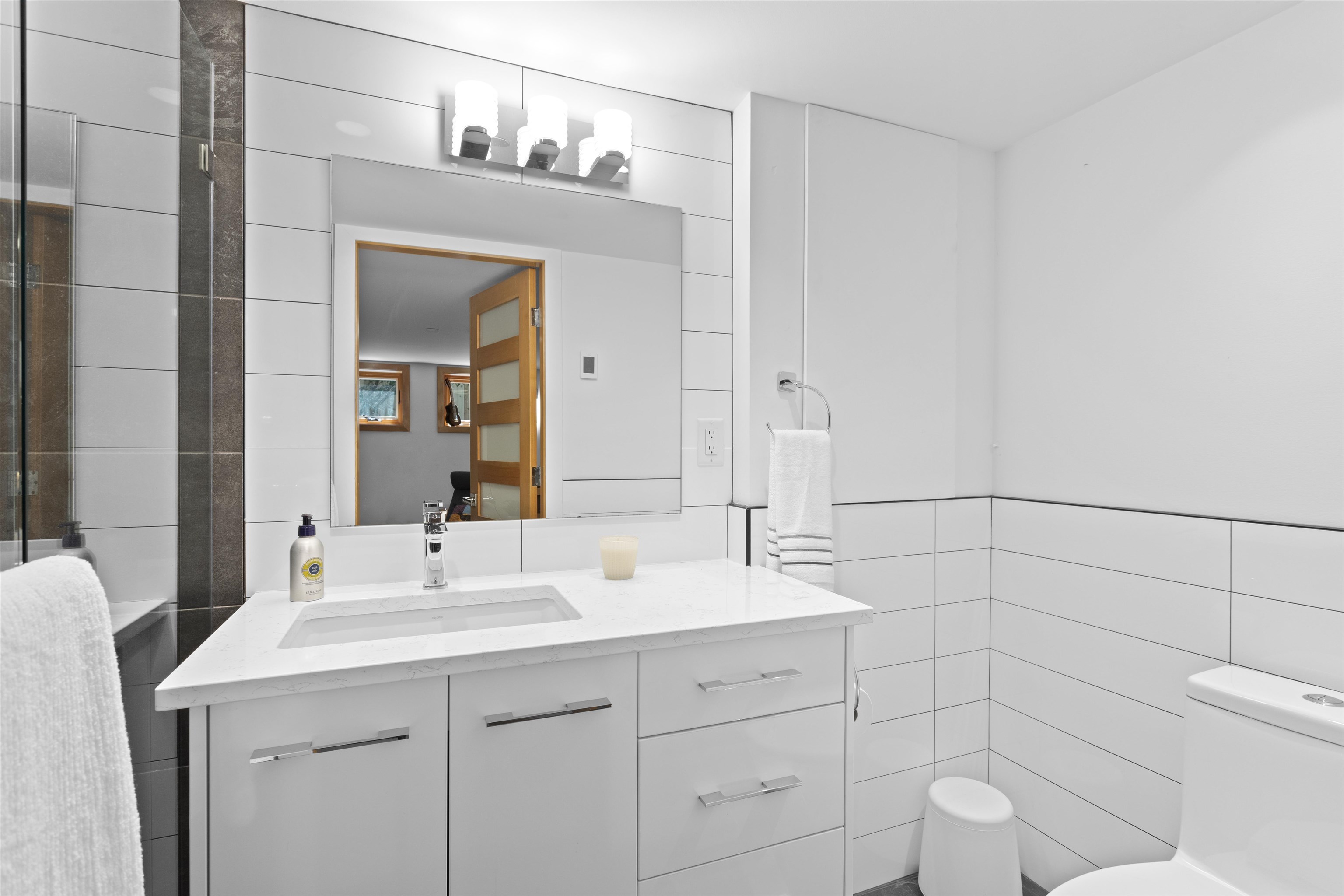 Listing image of 5410 KEITH ROAD