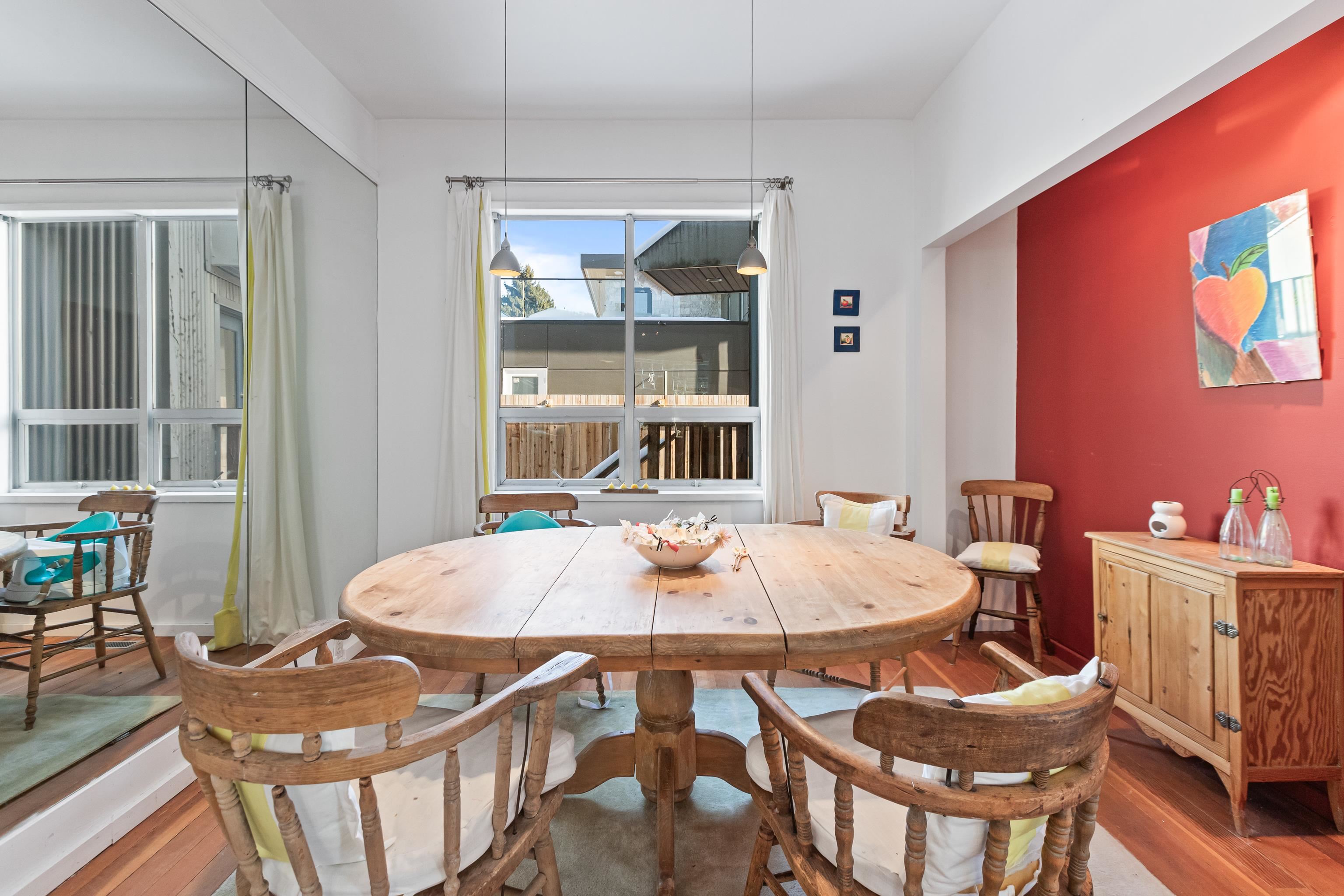 Listing image of 2433 MATHERS AVENUE