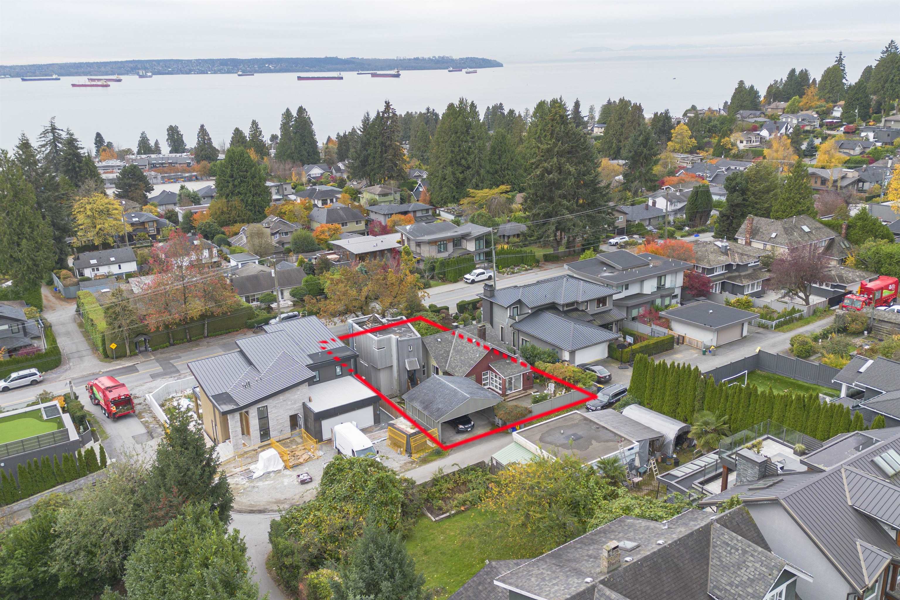 Listing image of 2433 MATHERS AVENUE