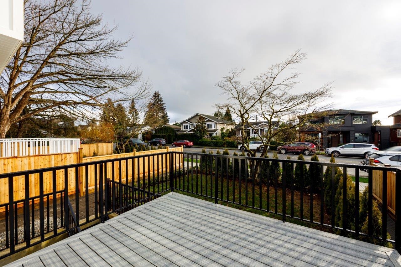 Listing image of 342 E 17TH STREET
