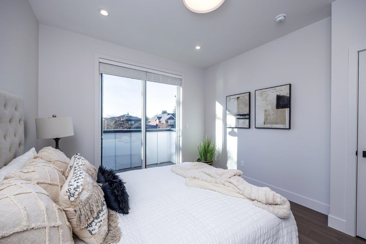 Listing image of 342 E 17TH STREET