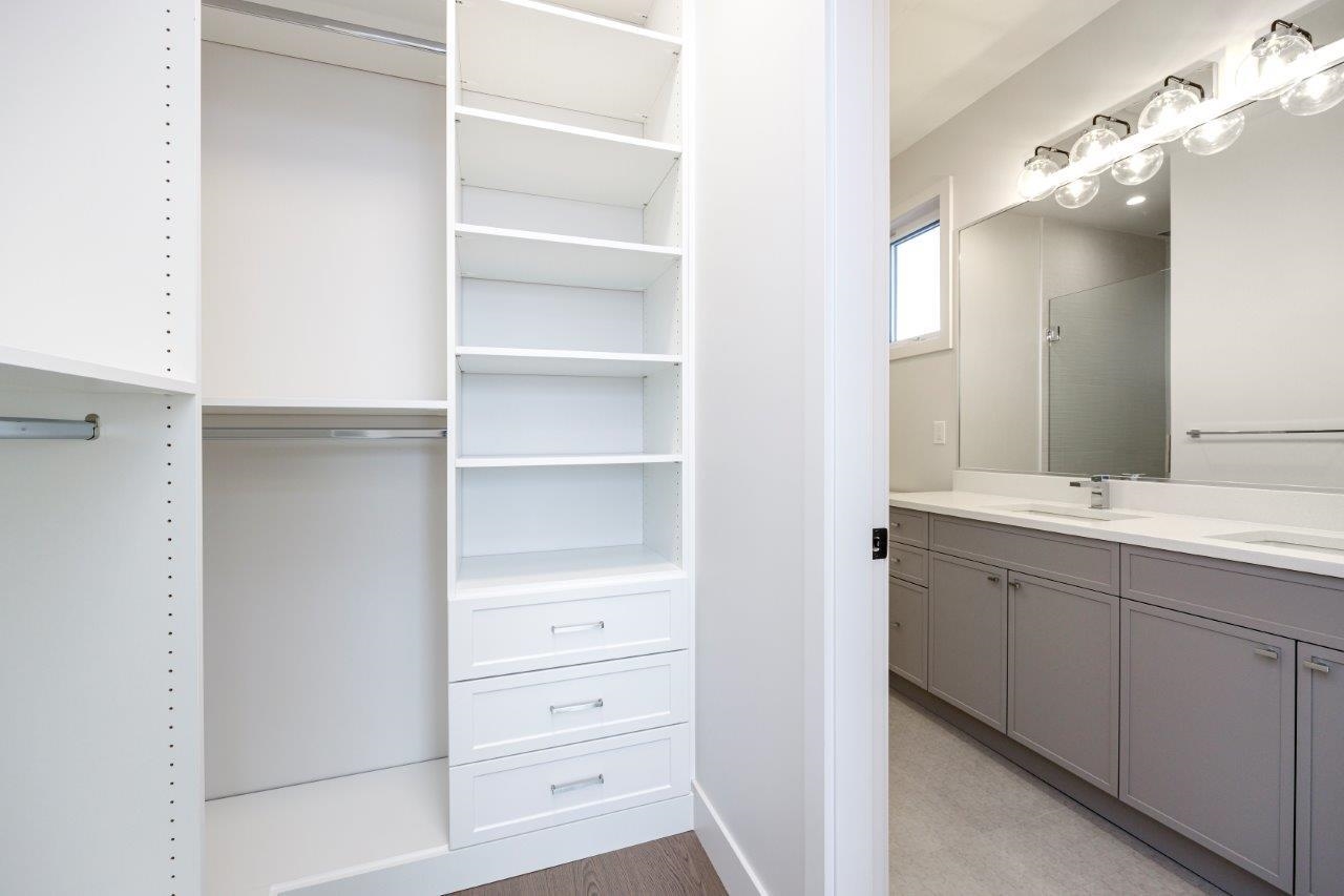 Listing image of 342 E 17TH STREET