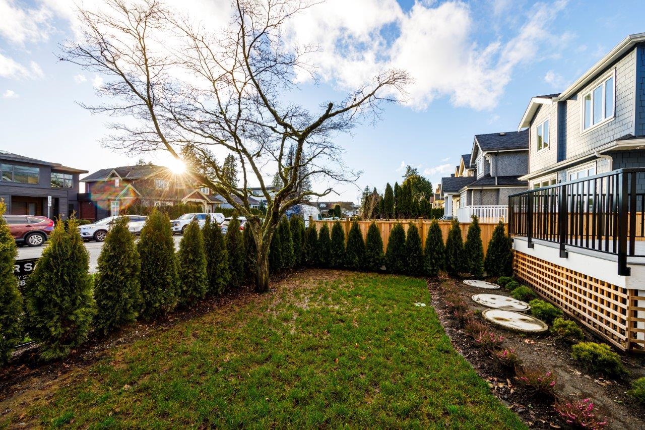 Listing image of 342 E 17TH STREET
