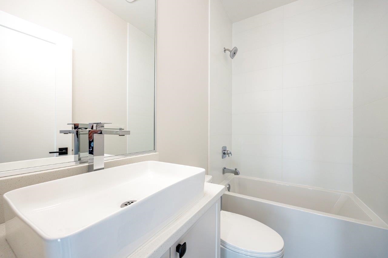 Listing image of 342 E 17TH STREET
