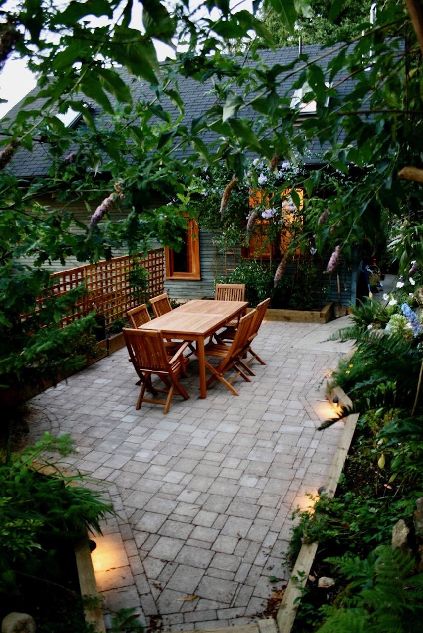 Listing image of 555 ROOCROFT LANE