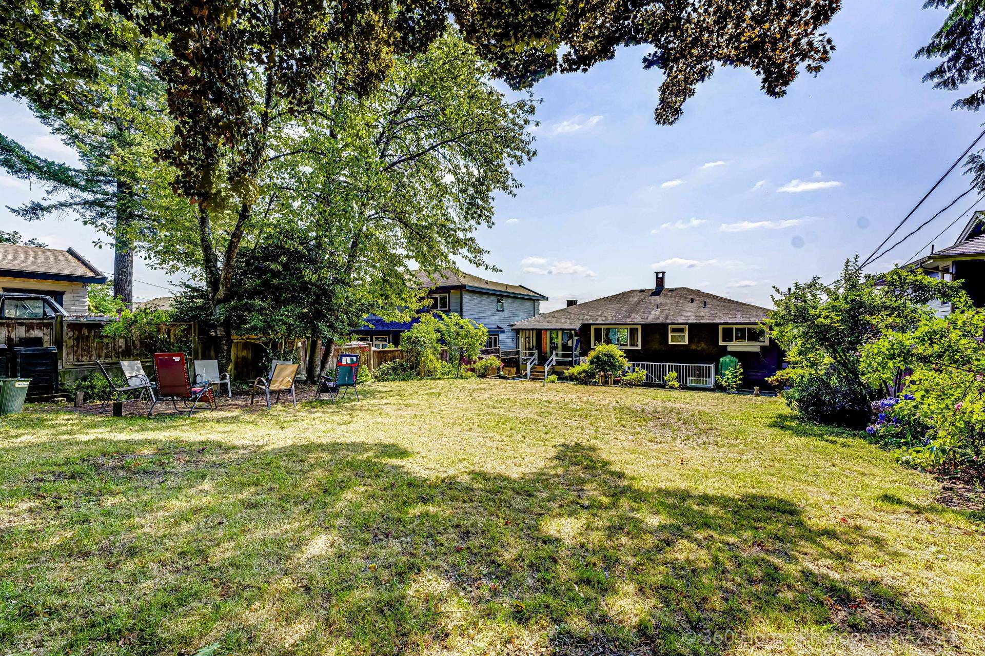 Listing image of 962 WHITCHURCH STREET