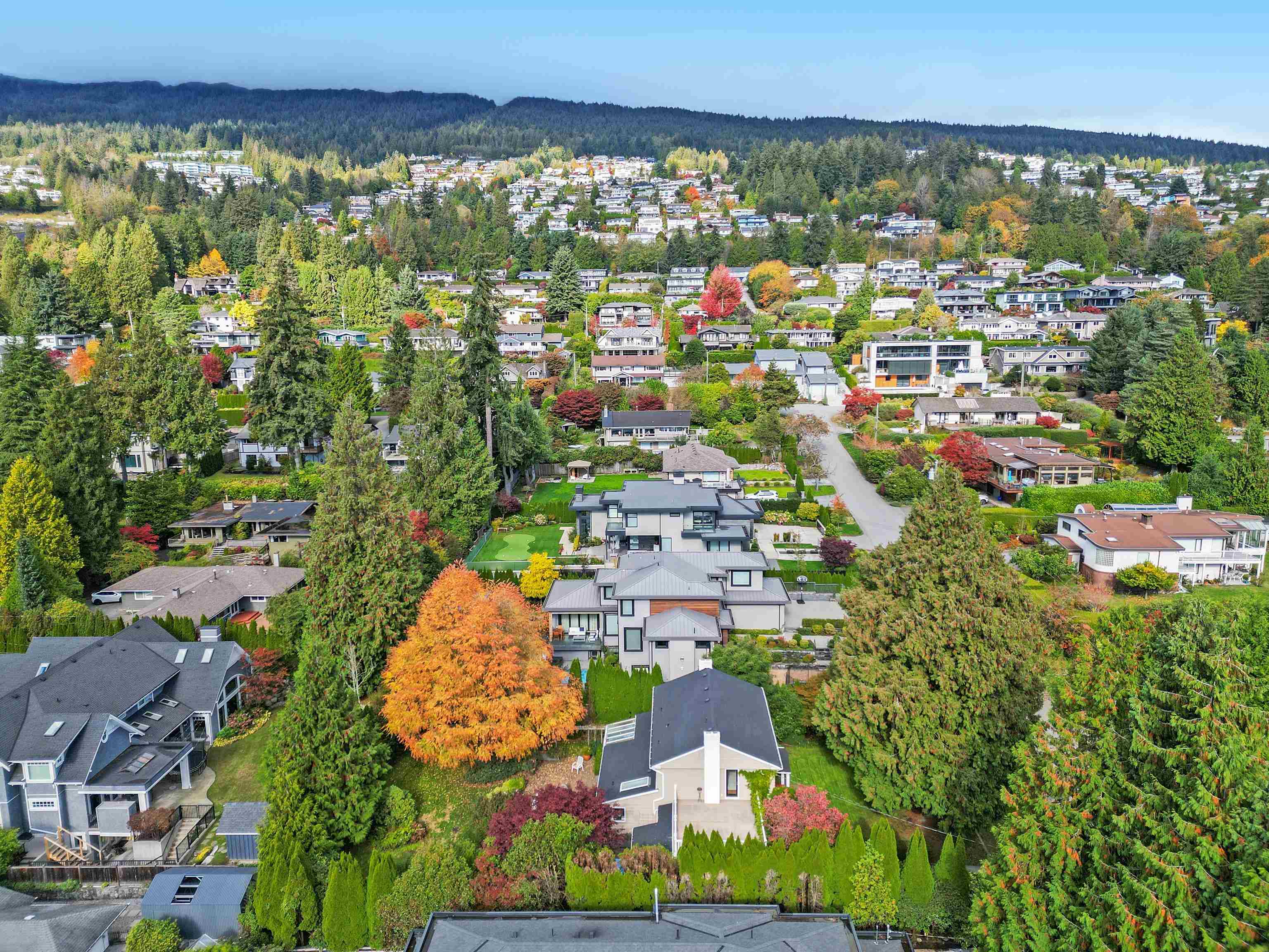 Listing image of 1815 ST. DENIS ROAD