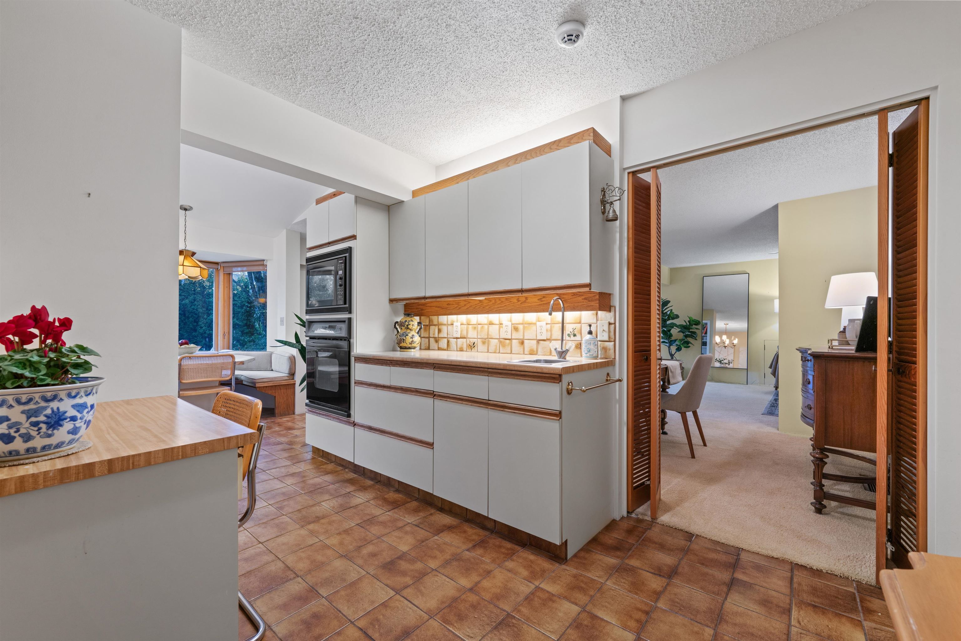 Listing image of 1815 ST. DENIS ROAD