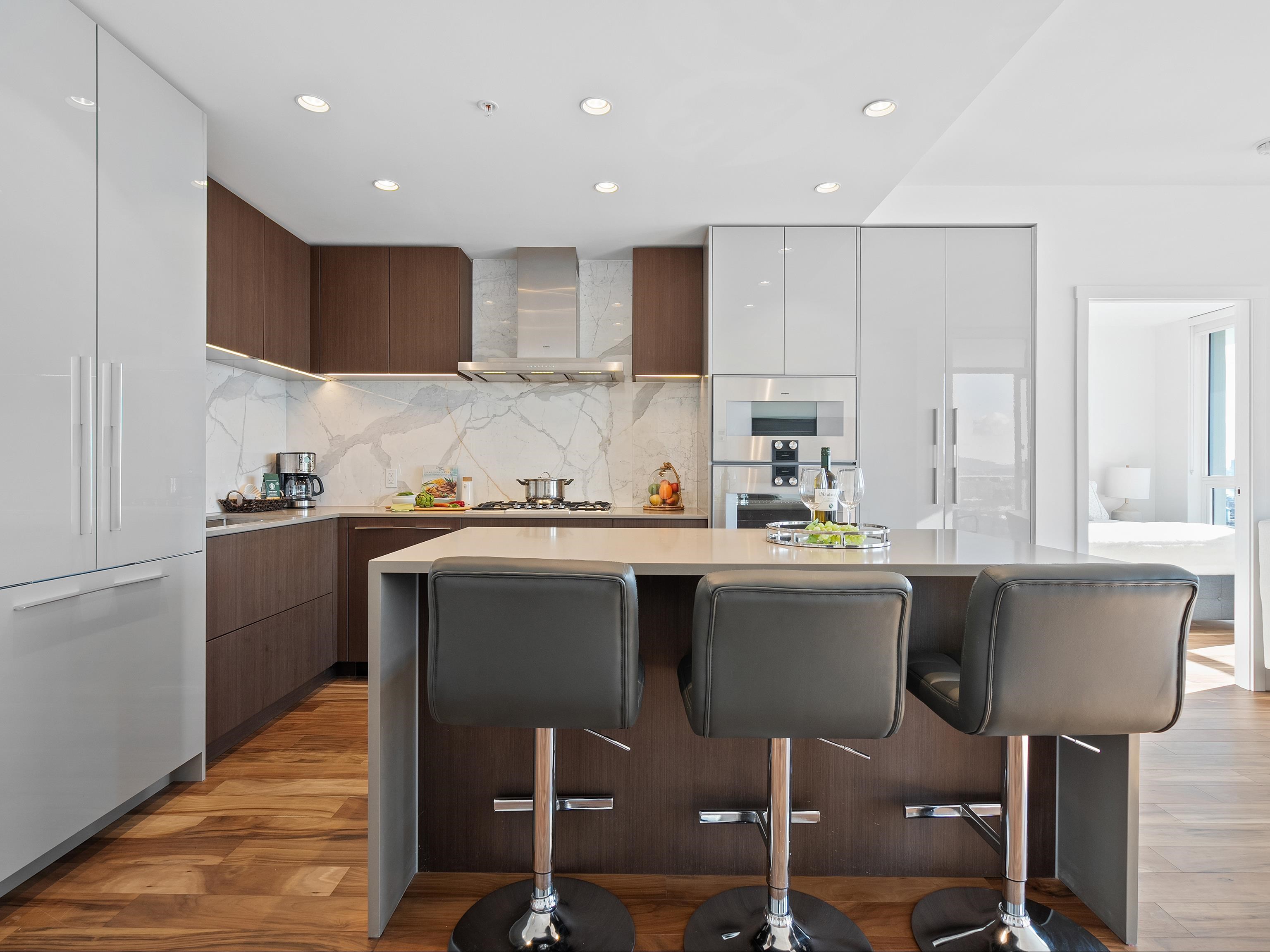 Listing image of 2004 1632 LIONS GATE LANE